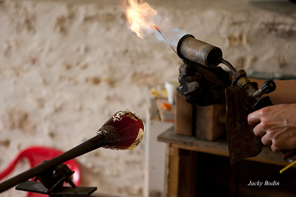 Souffleurs de verre à la verrerie de Bourgenay