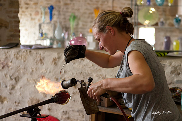 Souffleurs de verre à la verrerie de Bourgenay