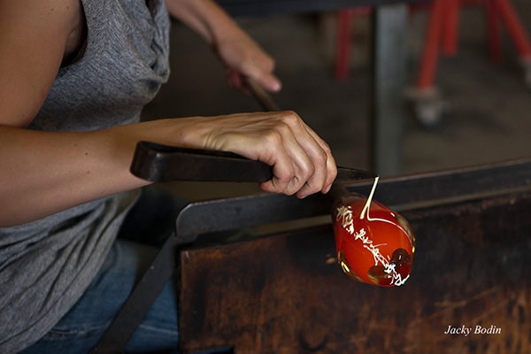 Souffleurs de verre à la verrerie de Bourgenay