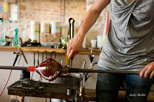 Souffleurs de verre à la verrerie de Bourgenay